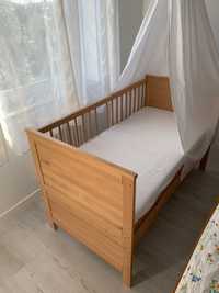 Drewniane łóżeczko dla dzieci