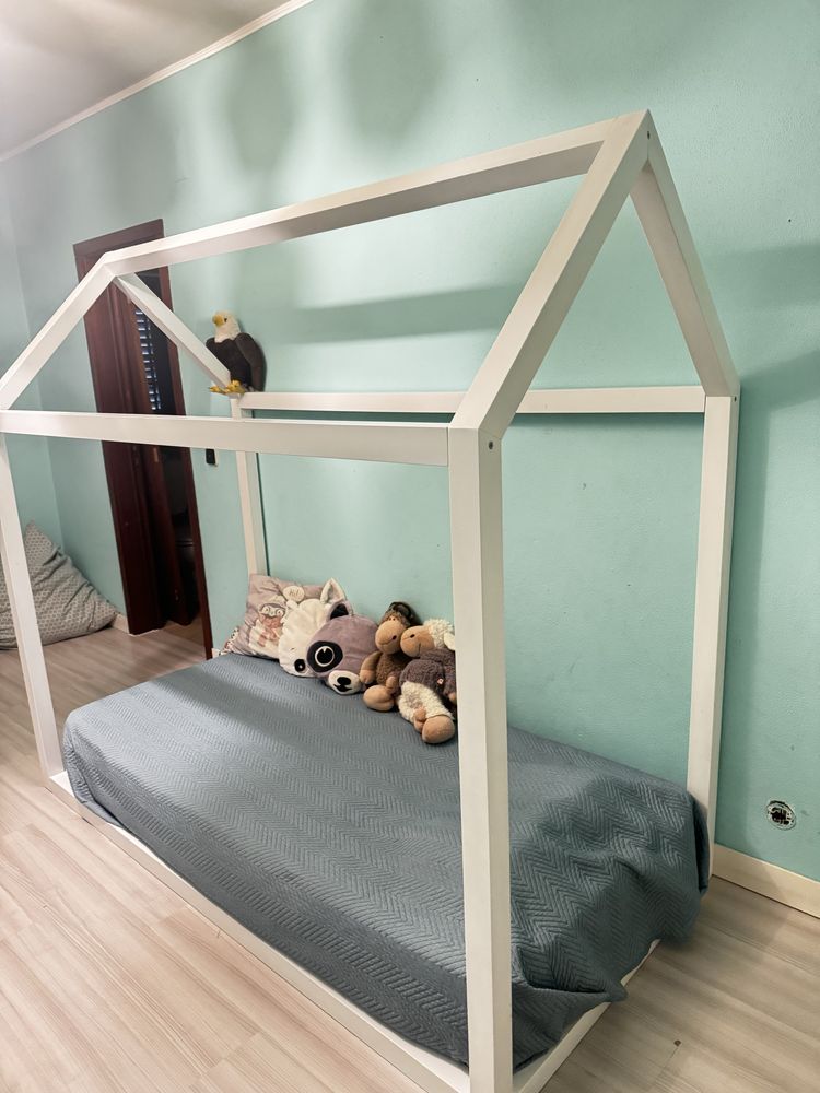 Cama montessori para criança