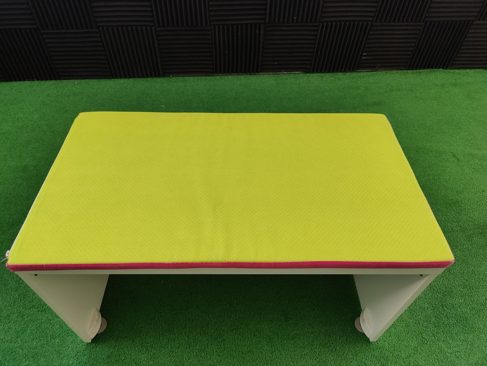 SMÅSTAD Ikea mesa baú