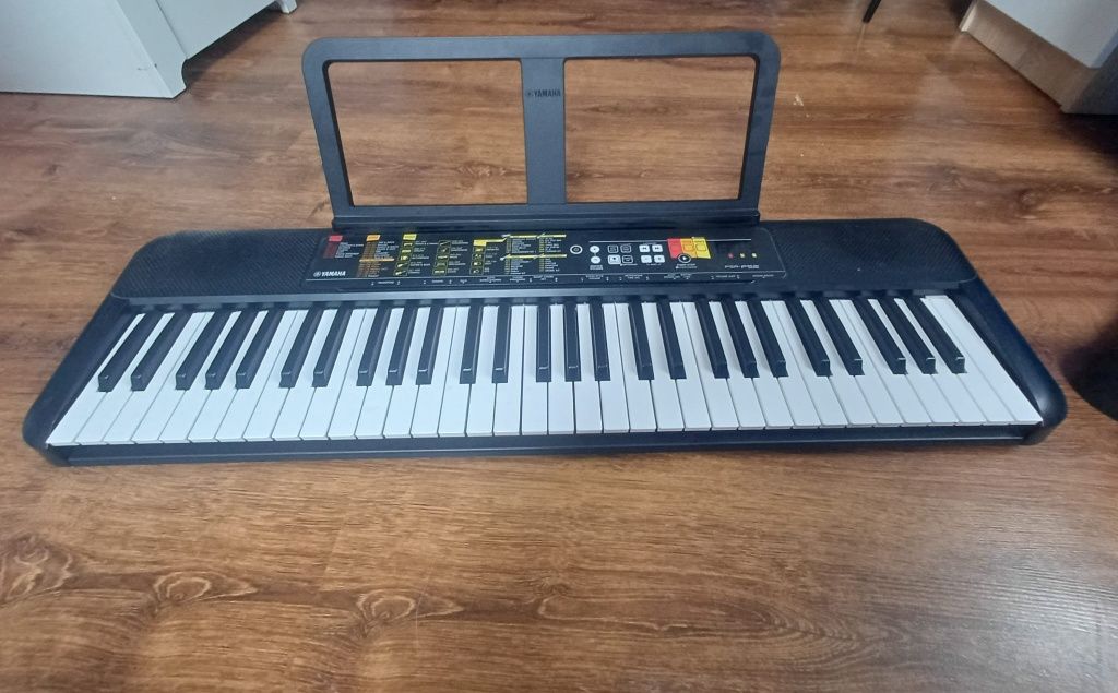 Keybord Yamaha Bardzo dobry stan