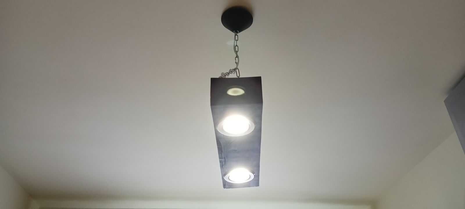 Lampa wiszaca rustykalna