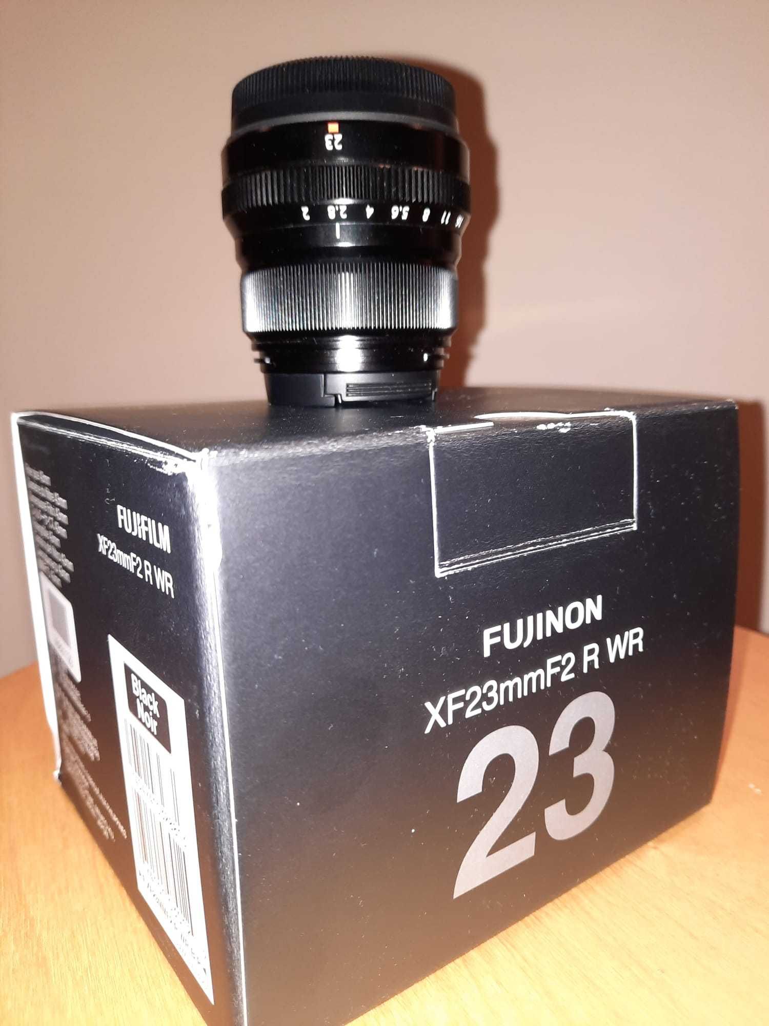 Fujinon XF 23mm f2 WR stan idealny