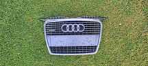 Grill atrapa AUDI A3 8P ORYGINAŁ, nie naprawiany. SPRAWNY