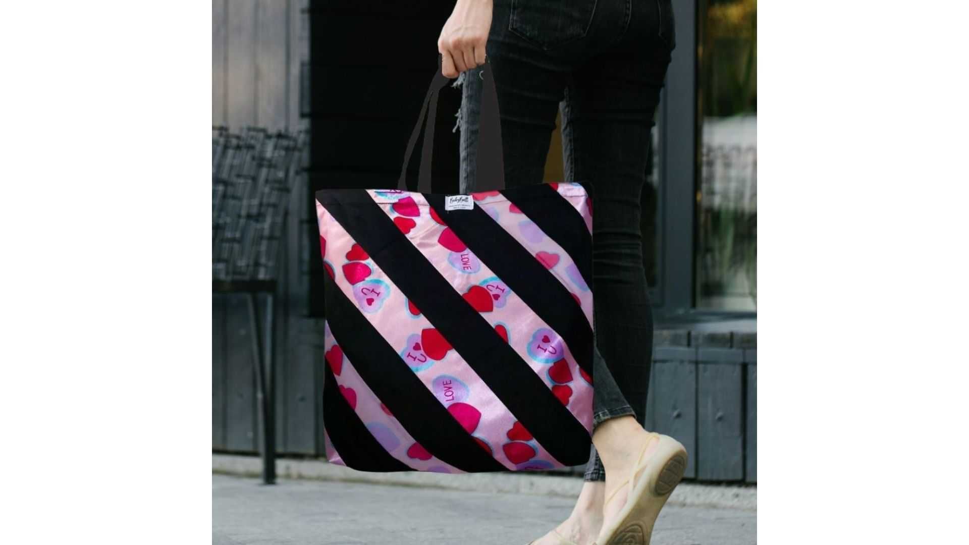 Torba na zakupy BLACK AND PINK – Styl, który Przyciąga!