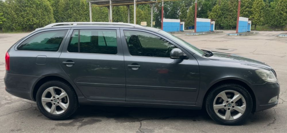 Продається Шкода Октавія А5 2011 року 1.2 бензин