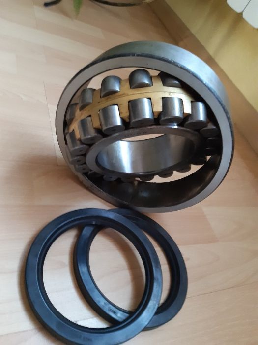 Łożysko 3522 baryłkowe 110x200 dwurzędowe wahliwe koronka mosiądz