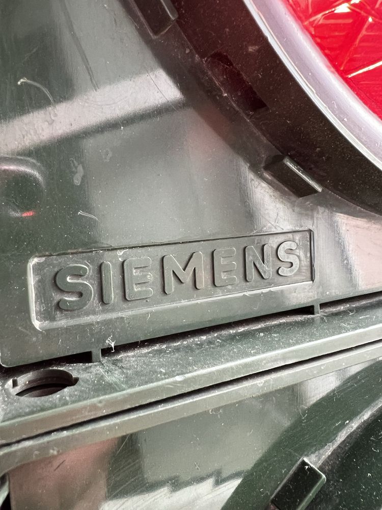 Sygnalizator drogowy świetlny Siemens 80x26