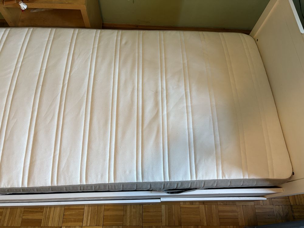 Łòżko IKEA Hemnes 90x200 stan bdb