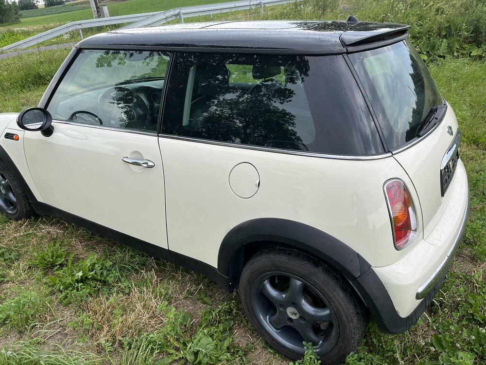 Mini cooper 2003r.