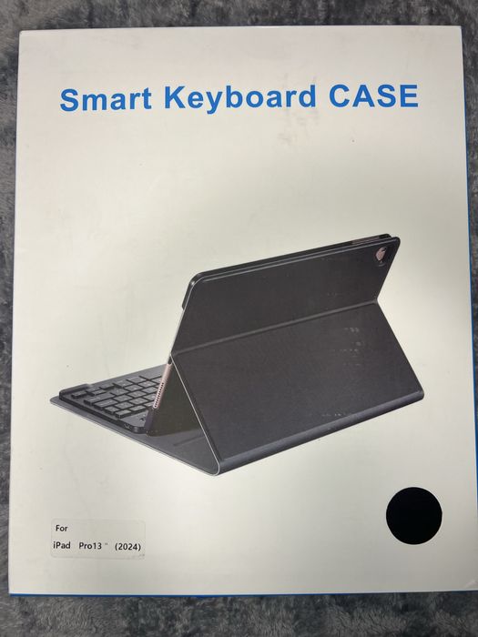 Чехол-клавиатура Bluetooth для iPad Pro 13 / 2024 года