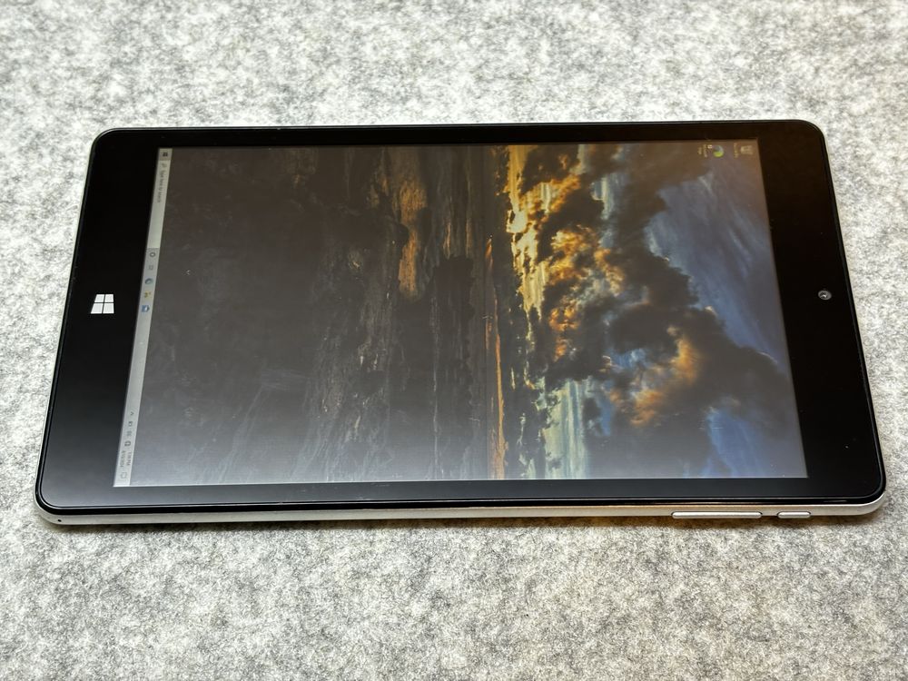 Tablet Nuvision 8” / 32gb / windows 10 / okazja!