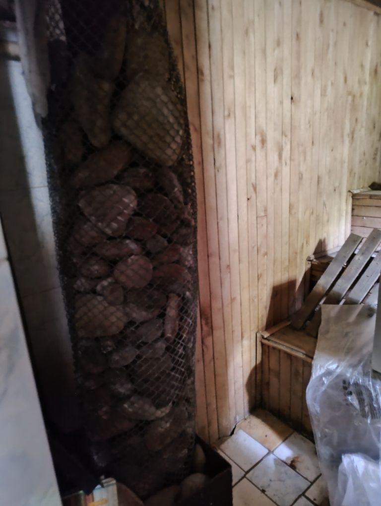 Продам 2х ком квартиру с своим двором