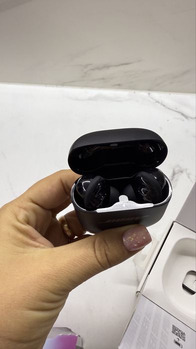 Навушники TWS Bose QuietComfort Ultra Earbuds Black
