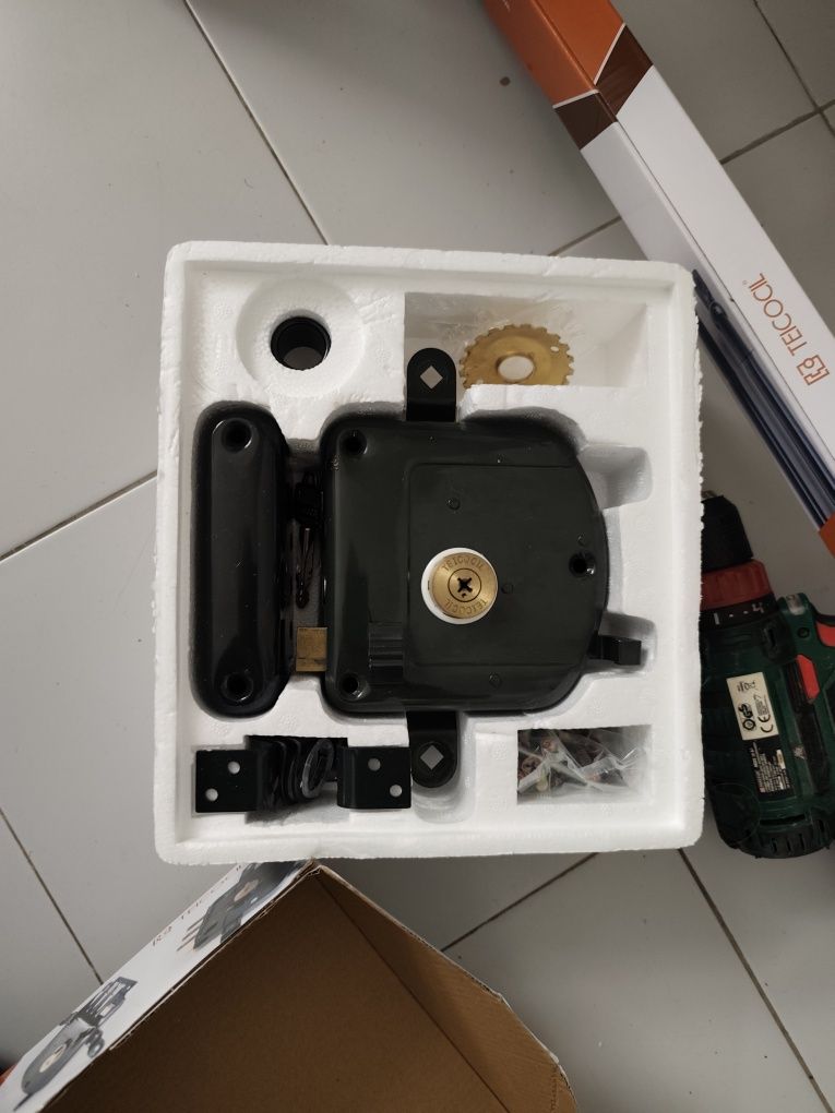 Fechadura 3 voltas