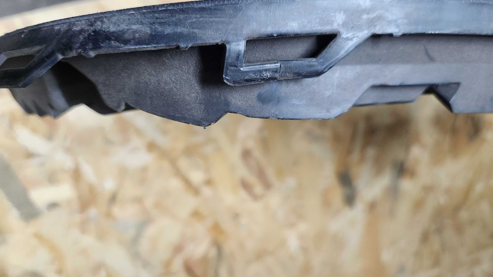 561853666c Решітка переднього бампера права volkswagen passat b7 11-15