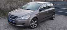 Kia Ceed 1.4 Benzyma 2009 Rok