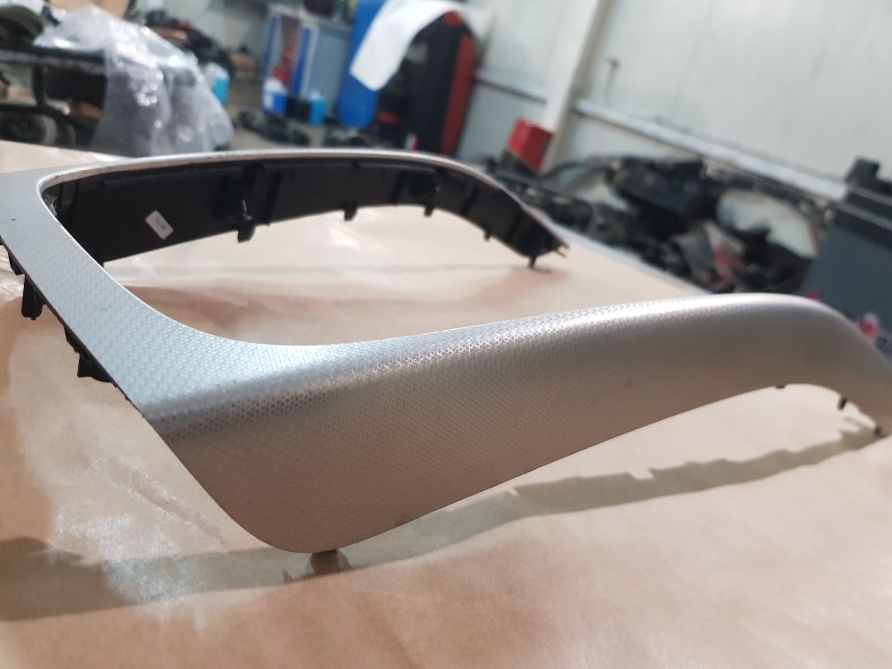 Audi A4 B8 Dekor Środkowy Tunelu