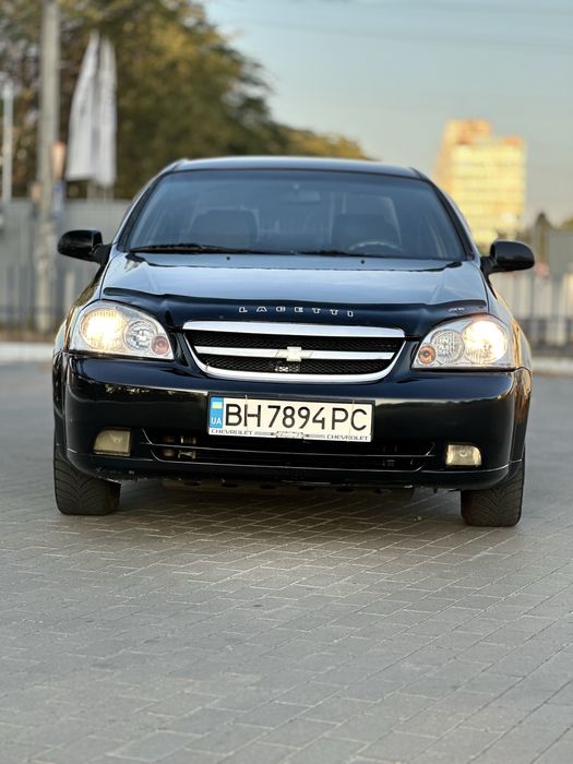 ChevroleLacetti с вписаным газом,идеал