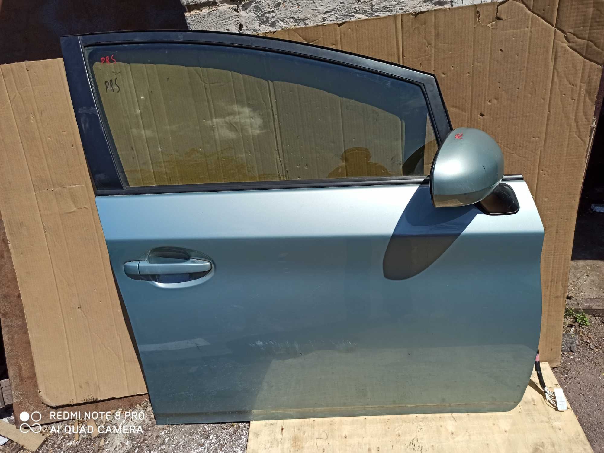 Комплект Дверь передняя задняя левая права Toyota Rav Prius Highlander