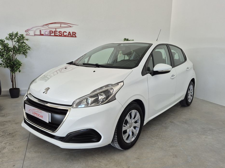 Peugeot 208 - 46.000KM - 2018 | GARANTIA