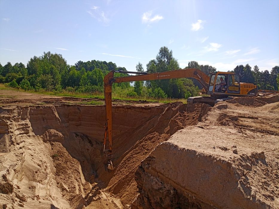 Roboty ziemne Wykopy kopanie stawów odmulanie pogłębianie koparka LONG