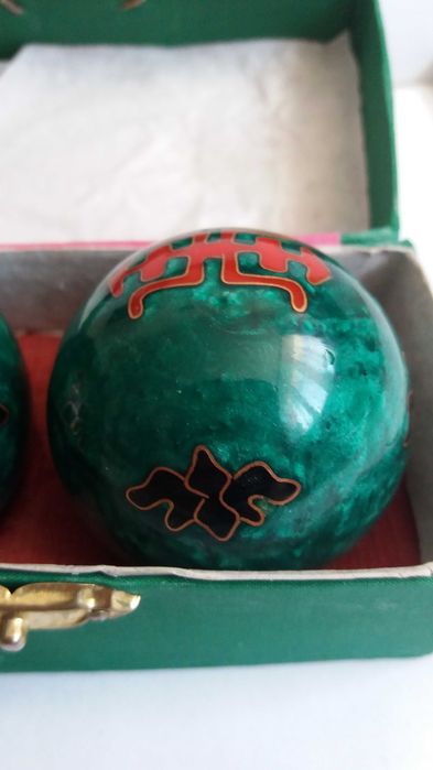 G, starocie kule do masażu medytacji rehabilitacji grające