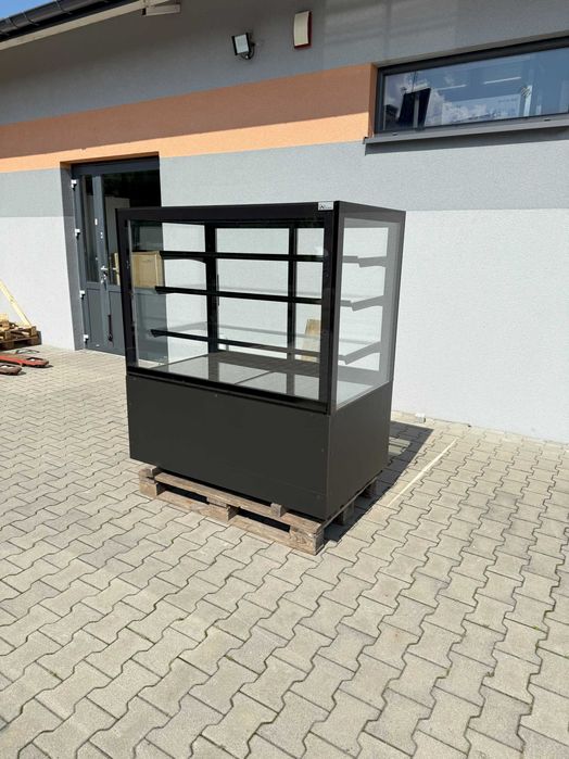 Lada chłodnicza , witryna cukiernicza Ellada 136cm