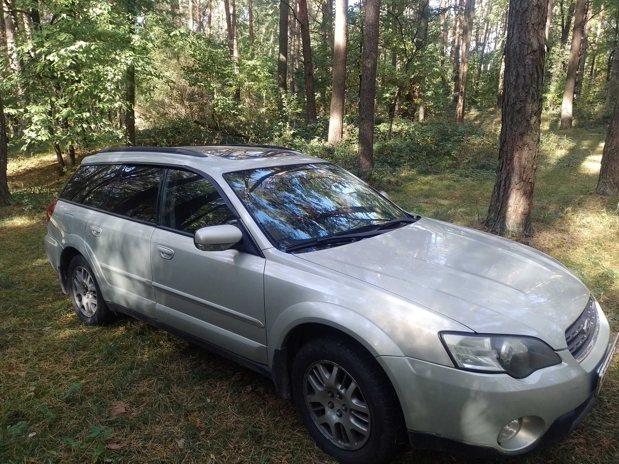 Продам subaru outback 2,5 газ\бензин 2005 року