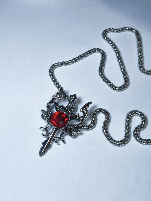 Жіноче кольє "Дракон" у готичному стилі