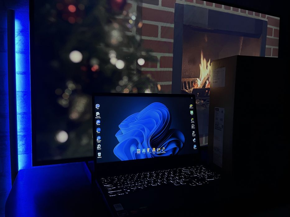 Ноутбук ігровий Lenovo Legion 5 15ARH05 (82B500L1RA)