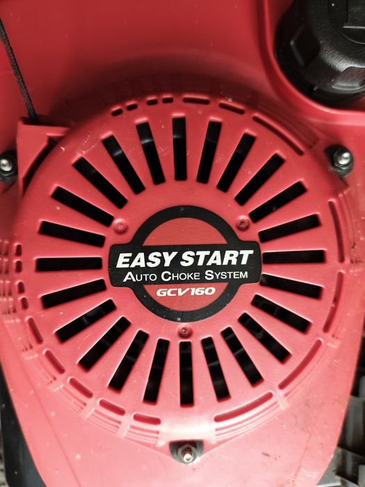 Kosiarka spalinowa honda z napędem