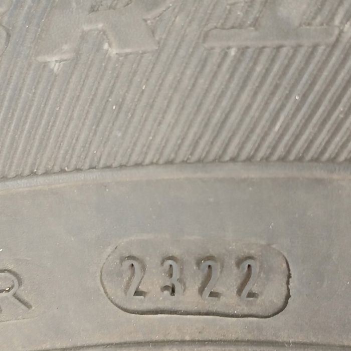 2x 185/65R15 opony zimowe Dębica Frigo 2 6mm 2022r (85959)