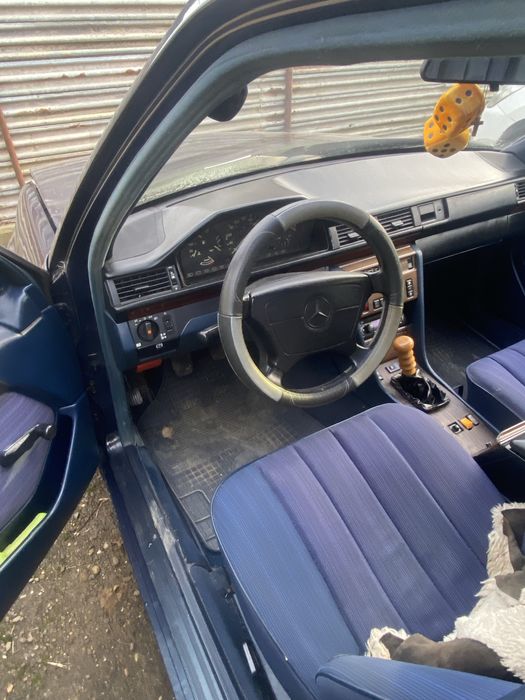 Продам Мерседес 124