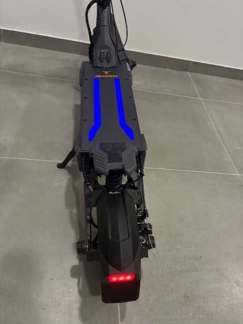 Trotineta Ausom L2 Max Dual Motor NOVA com apenas 24Km