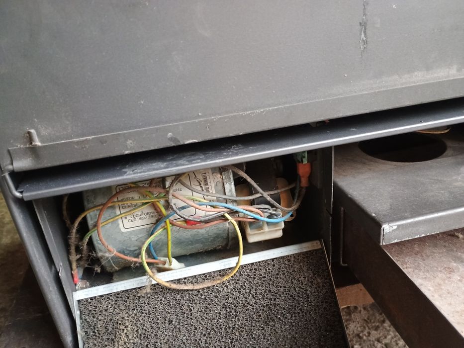 Piec żeliwny do zabudowy