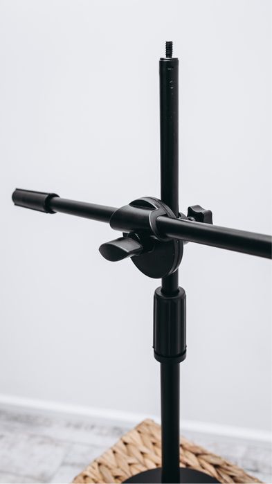 Журавель, штатив трипод, стійка, тримач, журавль