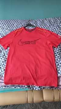 Koszulka męska Nike Dri Fit pomarańczowa, rozmiar M, pachy 51-52 cm.