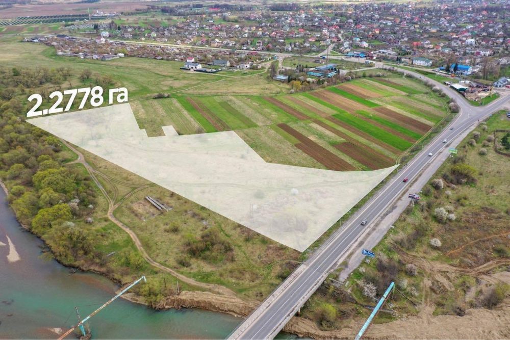 Велика земельна ділянка під будівницнво за 15 хв від центру