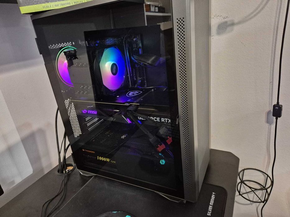 Intel i7 14700KF RTX 4070Ti Super komputer