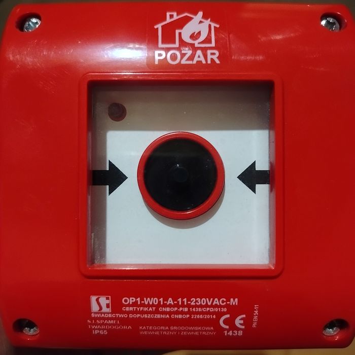 Ręczny ostrzegacz pożarowy OP1 oraz wyłącznik główny