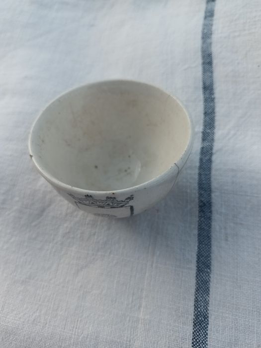 Pequenina tacinha Massarelos