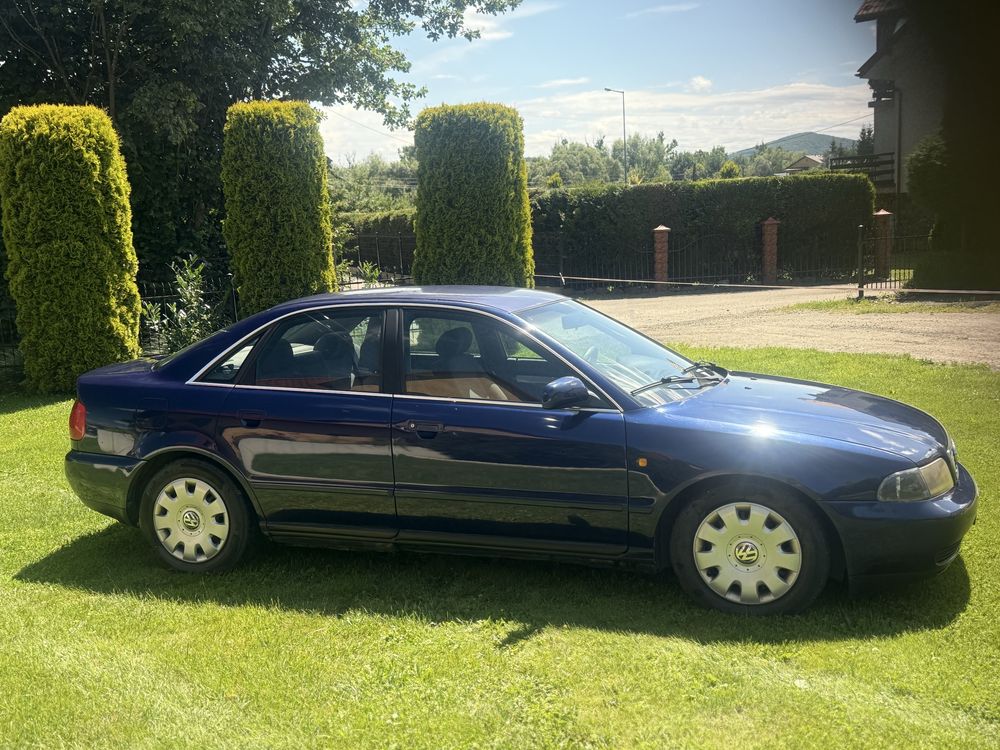 Audi A4 B5 Benzyna + LPG 2.4 V6 Manual STAG
