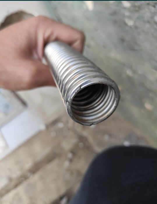 Rura nierdzewna karbowana  fi32 mm odcinek 3 m