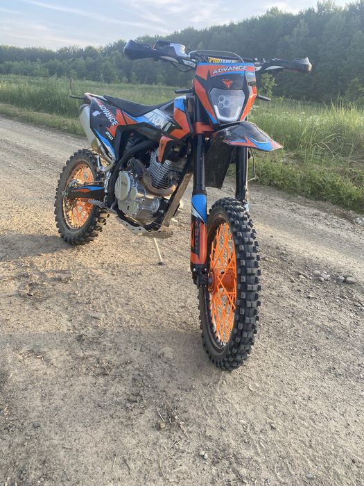 Продам кові адванс в ідеальному стані