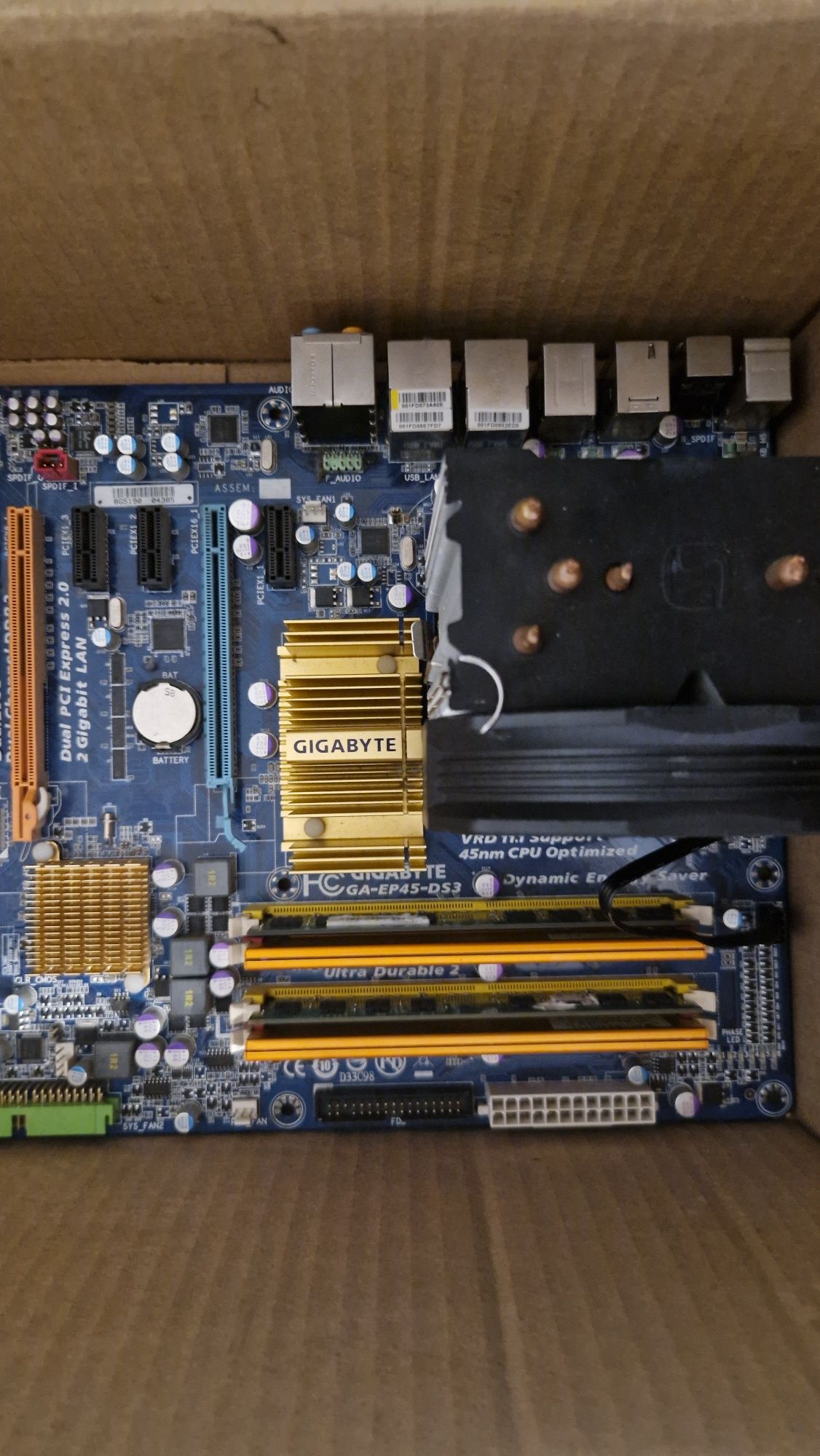 Zestaw Płyta Gigabyte GA EP45 DS3, Intel Core 2 quad q9550, 6gb Ram