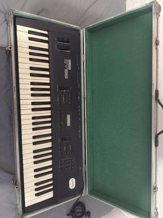 Sintetizador Yamaha SY55 – clássico raro, em ótimo estado – 400€