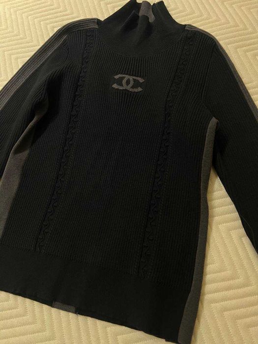 Chanel golf z wełny – ponadczasowa klasyka w czerni