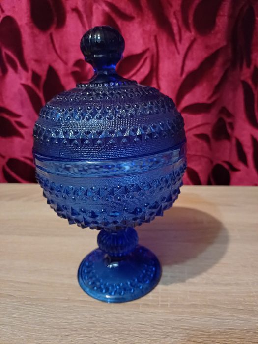 Cukiernica bąbonieraZąbkowice rąby I guziki kobalt