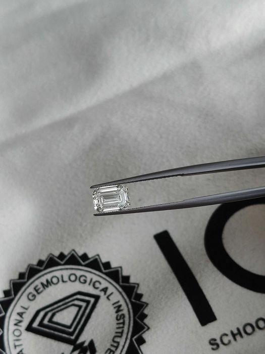 Діаманти lab grown cvd