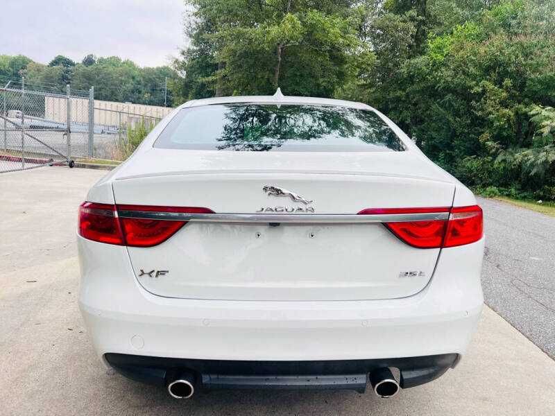 2016  Jaguar  XF
